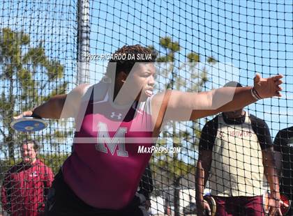 Thumbnail 2 in Sam Mosley Relays photogallery.