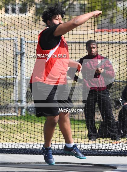 Thumbnail 2 in Sam Mosley Relays photogallery.