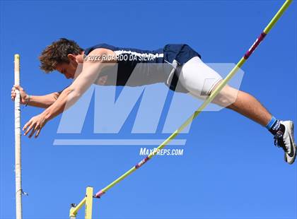 Thumbnail 2 in Sam Mosley Relays photogallery.