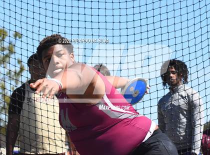Thumbnail 1 in Sam Mosley Relays photogallery.