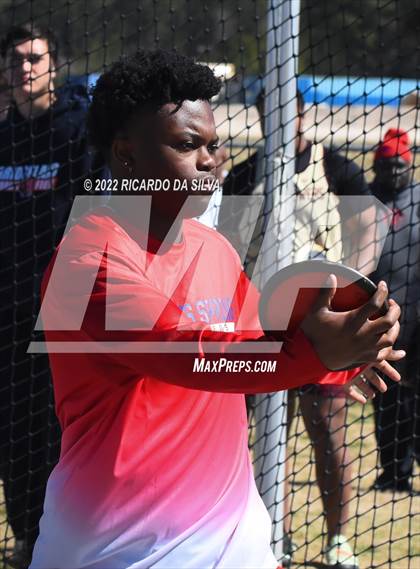 Thumbnail 2 in Sam Mosley Relays photogallery.
