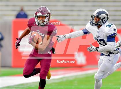 Thumbnail 2 in Cy-Ridge vs Cinco Ranch (UIL 6A Quarterfinal) photogallery.