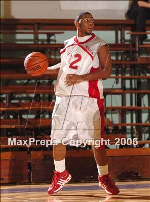 Thumbnail 2 in Oakland Tech vs. Woodrow Wilson (St. Hope Holiday Classic) photogallery.