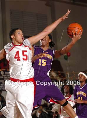 Thumbnail 3 in Oakland Tech vs. Woodrow Wilson (St. Hope Holiday Classic) photogallery.