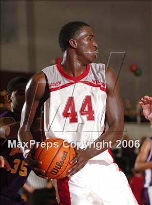 Thumbnail 1 in Oakland Tech vs. Woodrow Wilson (St. Hope Holiday Classic) photogallery.