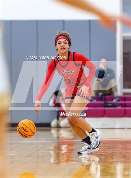 Thumbnail 3 in South Mecklenburg vs. Pinecrest photogallery.