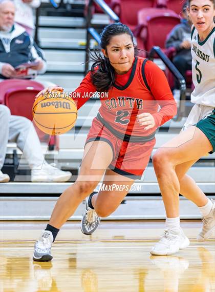 Thumbnail 1 in South Mecklenburg vs. Pinecrest photogallery.