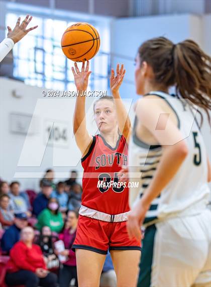 Thumbnail 1 in South Mecklenburg vs. Pinecrest photogallery.