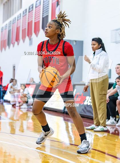 Thumbnail 3 in South Mecklenburg vs. Pinecrest photogallery.