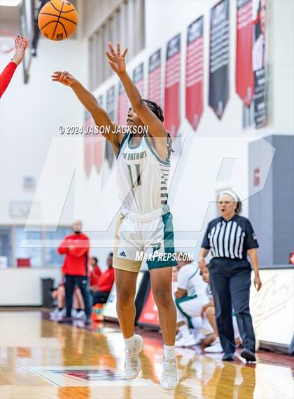 Thumbnail 2 in South Mecklenburg vs. Pinecrest photogallery.