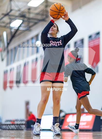 Thumbnail 3 in South Mecklenburg vs. Pinecrest photogallery.