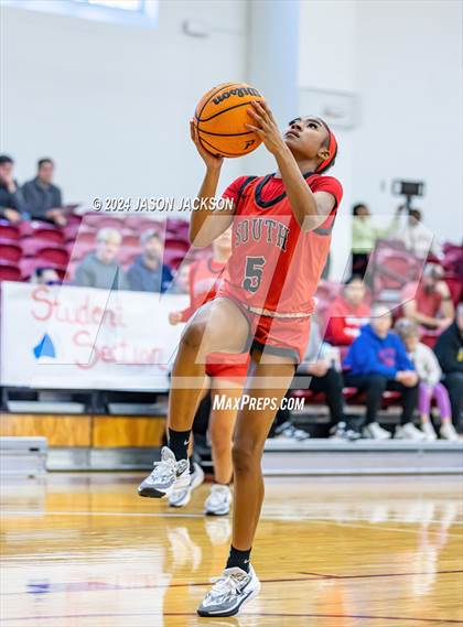 Thumbnail 1 in South Mecklenburg vs. Pinecrest photogallery.