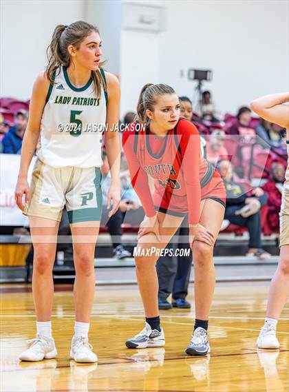 Thumbnail 2 in South Mecklenburg vs. Pinecrest photogallery.