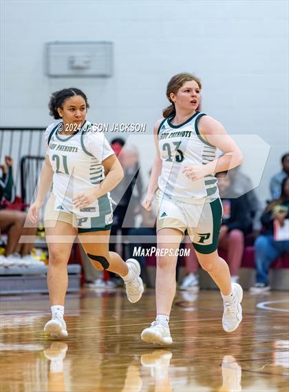 Thumbnail 2 in South Mecklenburg vs. Pinecrest photogallery.