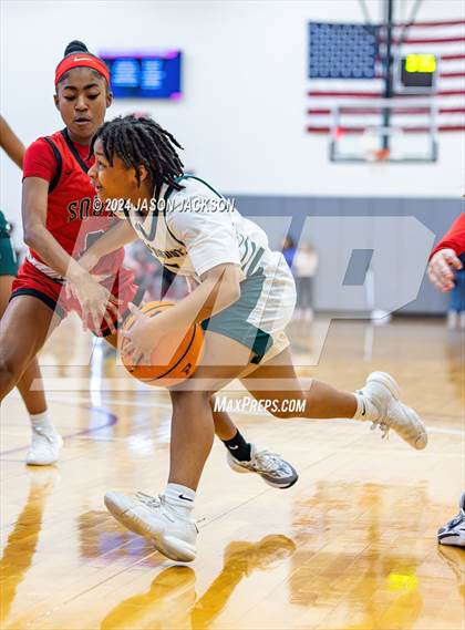 Thumbnail 2 in South Mecklenburg vs. Pinecrest photogallery.