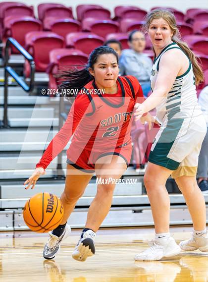 Thumbnail 1 in South Mecklenburg vs. Pinecrest photogallery.