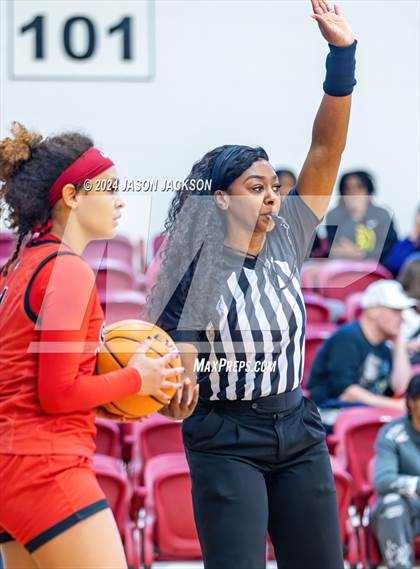 Thumbnail 1 in South Mecklenburg vs. Pinecrest photogallery.