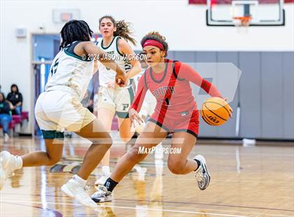 Thumbnail 1 in South Mecklenburg vs. Pinecrest photogallery.