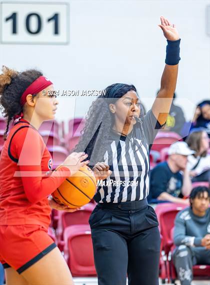 Thumbnail 2 in South Mecklenburg vs. Pinecrest photogallery.