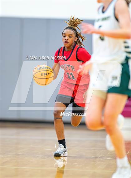 Thumbnail 2 in South Mecklenburg vs. Pinecrest photogallery.