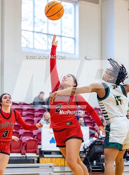 Thumbnail 1 in South Mecklenburg vs. Pinecrest photogallery.