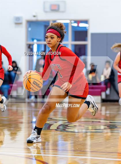 Thumbnail 2 in South Mecklenburg vs. Pinecrest photogallery.
