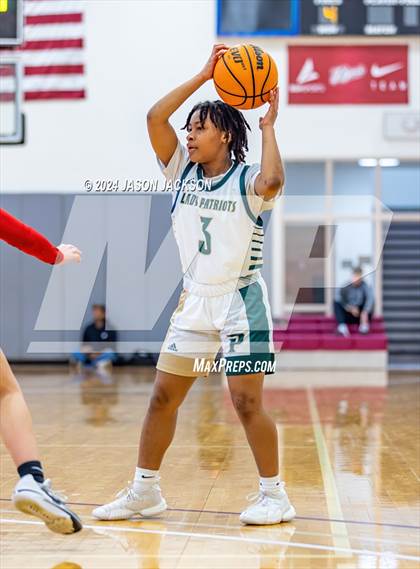 Thumbnail 1 in South Mecklenburg vs. Pinecrest photogallery.