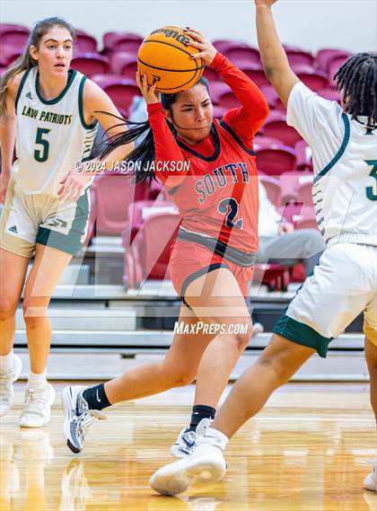 Thumbnail 2 in South Mecklenburg vs. Pinecrest photogallery.