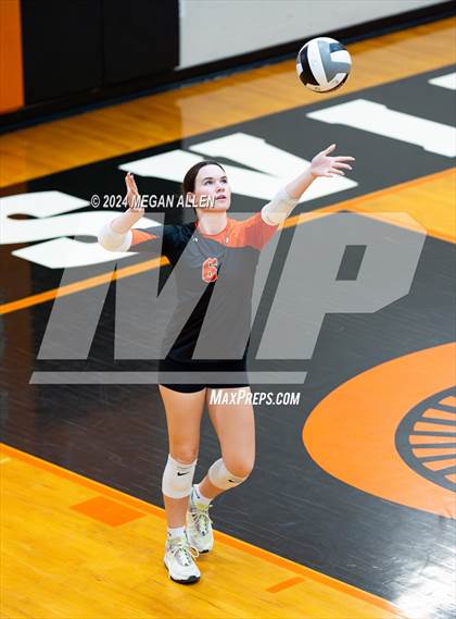 Thumbnail 1 in Waynesville @ Carlisle photogallery.