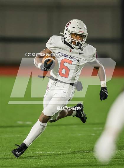 Thumbnail 3 in Eastside Catholic @ Yelm (WIAA 3A Semi Final) photogallery.