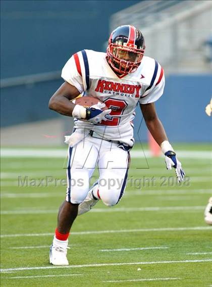 Thumbnail 1 in Kennedy vs. Kentwood (Emerald City Kickoff Classic) photogallery.