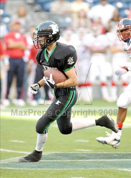 Thumbnail 3 in Kennedy vs. Kentwood (Emerald City Kickoff Classic) photogallery.