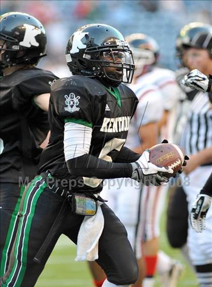 Thumbnail 2 in Kennedy vs. Kentwood (Emerald City Kickoff Classic) photogallery.