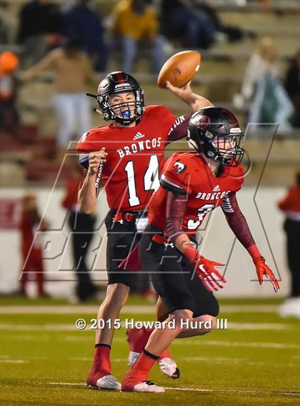 Thumbnail 1 in Sonora vs. Eastland (UIL 3A Area Playoff) photogallery.
