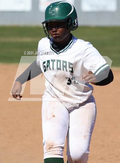 Thumbnail 3 in Lake Cormorant vs Truman (Truman Round Robin Tournament) photogallery.