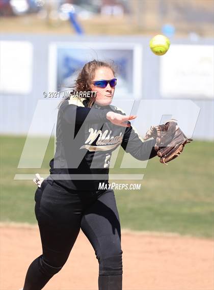 Thumbnail 3 in Lake Cormorant vs Truman (Truman Round Robin Tournament) photogallery.