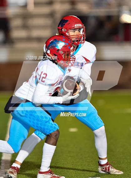 Thumbnail 3 in Hirschi @ Mineral Wells photogallery.