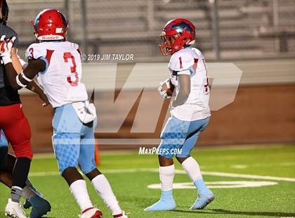 Thumbnail 1 in Hirschi @ Mineral Wells photogallery.