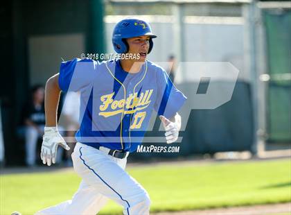 Thumbnail 2 in Foothill vs. De La Salle (CIF NCS D1 Final) photogallery.