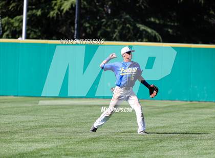 Thumbnail 1 in Foothill vs. De La Salle (CIF NCS D1 Final) photogallery.