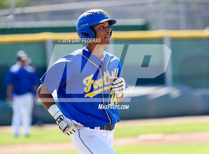 Thumbnail 1 in Foothill vs. De La Salle (CIF NCS D1 Final) photogallery.