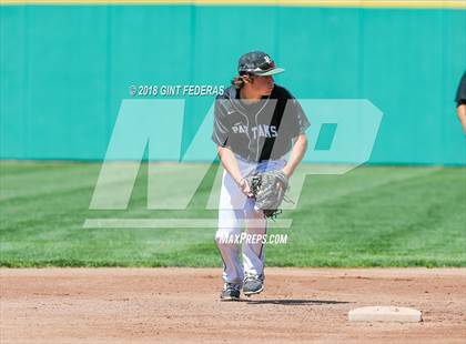 Thumbnail 2 in Foothill vs. De La Salle (CIF NCS D1 Final) photogallery.