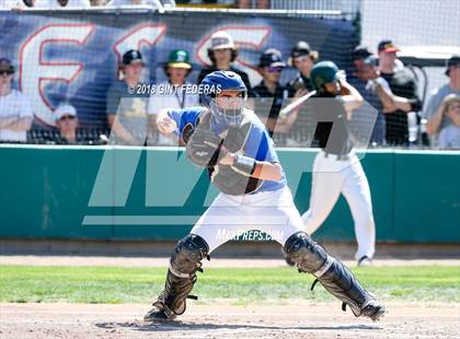 Thumbnail 2 in Foothill vs. De La Salle (CIF NCS D1 Final) photogallery.