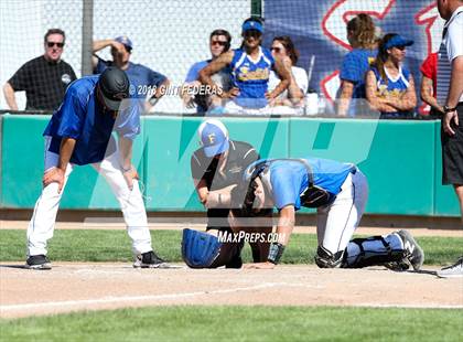 Thumbnail 1 in Foothill vs. De La Salle (CIF NCS D1 Final) photogallery.