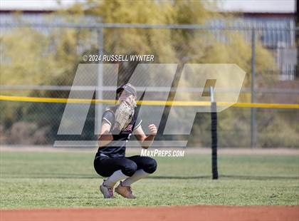 Thumbnail 1 in Willow Canyon @ Desert Mountain photogallery.