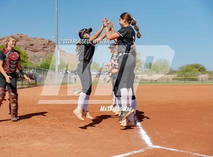 Thumbnail 1 in Willow Canyon @ Desert Mountain photogallery.