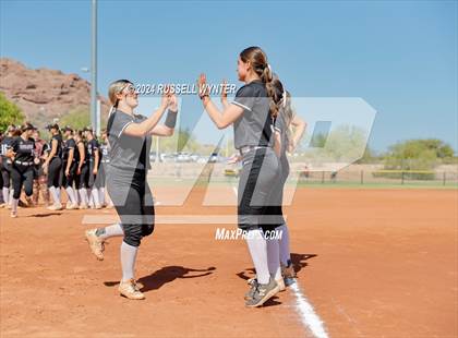 Thumbnail 1 in Willow Canyon @ Desert Mountain photogallery.