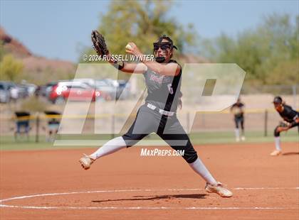 Thumbnail 1 in Willow Canyon @ Desert Mountain photogallery.