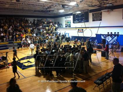 Thumbnail 2 in Helias TOC Ceremony photogallery.