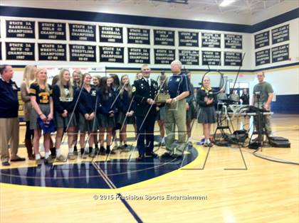 Thumbnail 2 in Helias TOC Ceremony photogallery.